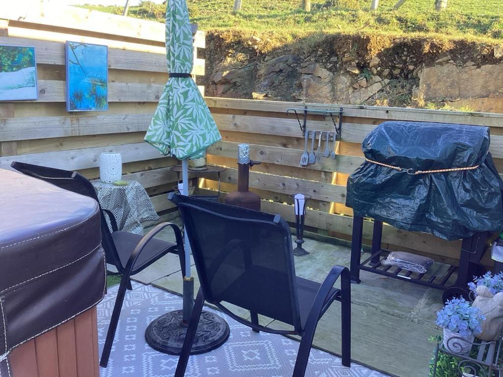 LlanfechellAdorable Private Couples Retreat With Hot Tub公寓 外观 照片